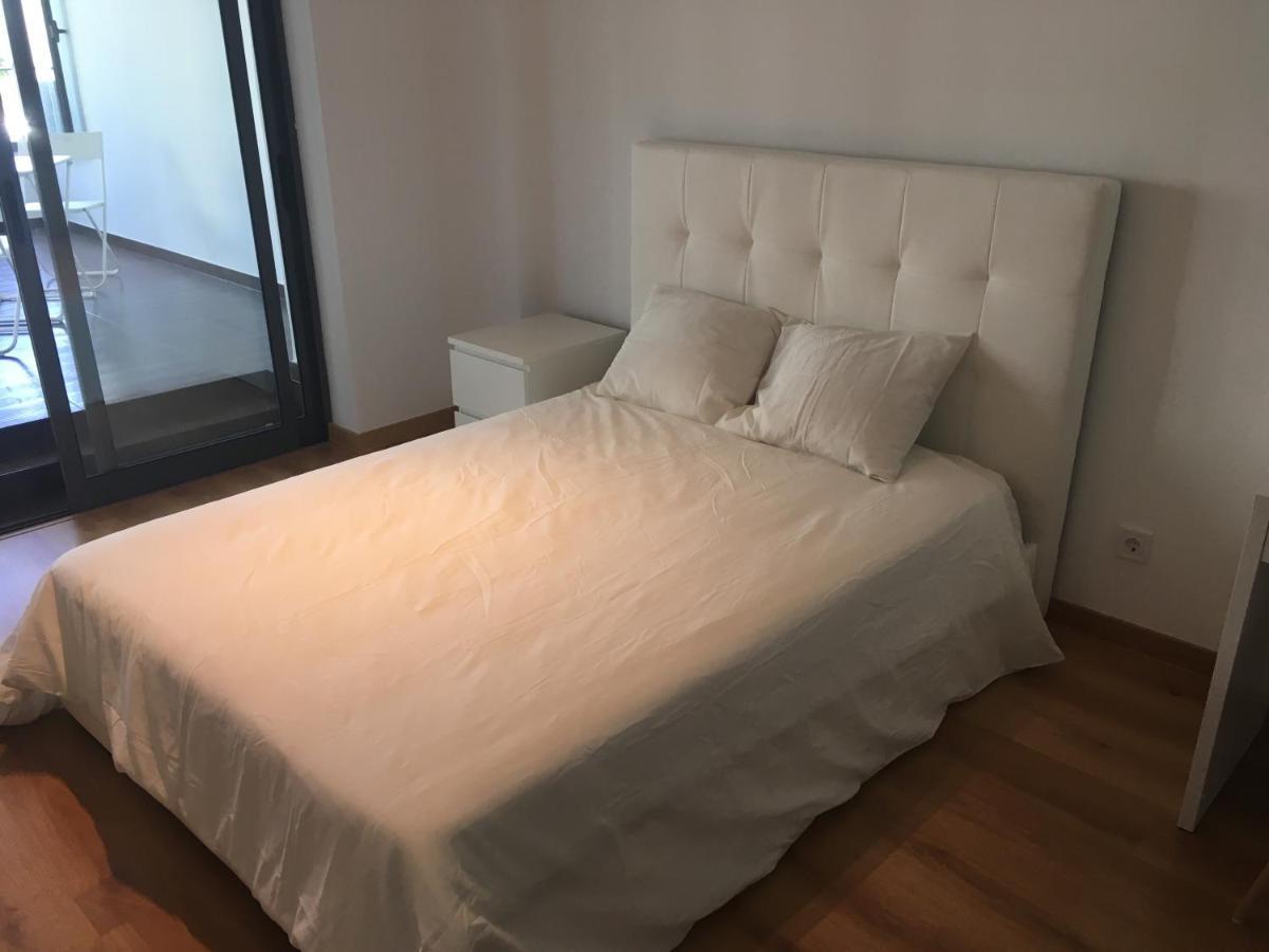 Bedrooms In Modern Guest House Almada Exterior foto